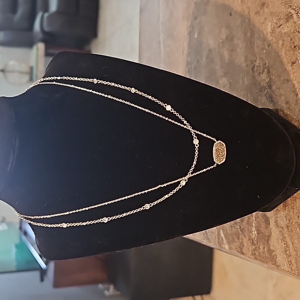 Kendra Scott Necklace
